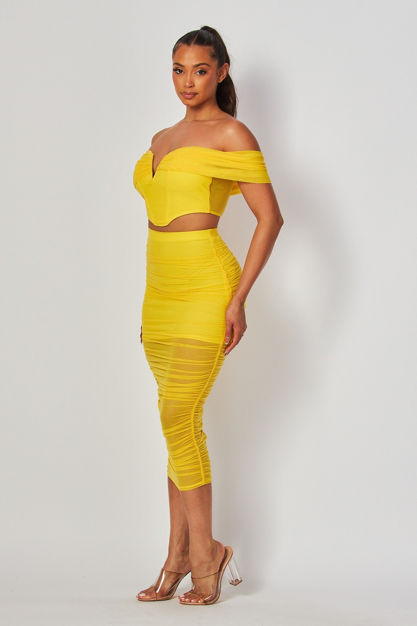 Chic Yellow Skirt Set – Off The Shoulder Top & Fitted Maxi Skirt