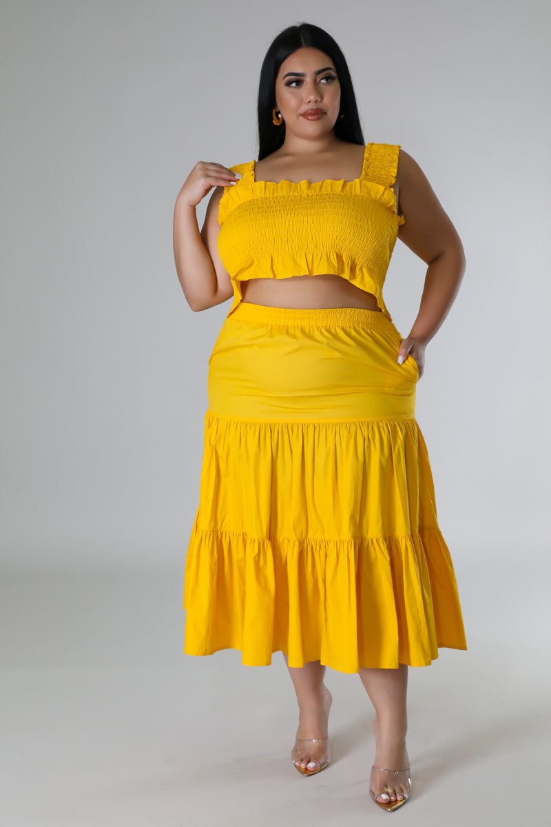 WALKING ON SUNSHINE SKIRT SET (PLUS)