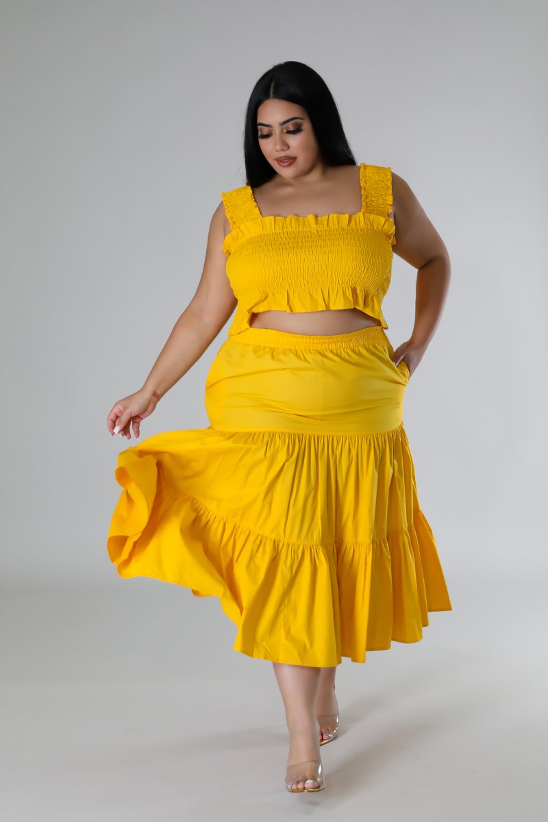 WALKING ON SUNSHINE SKIRT SET (PLUS)