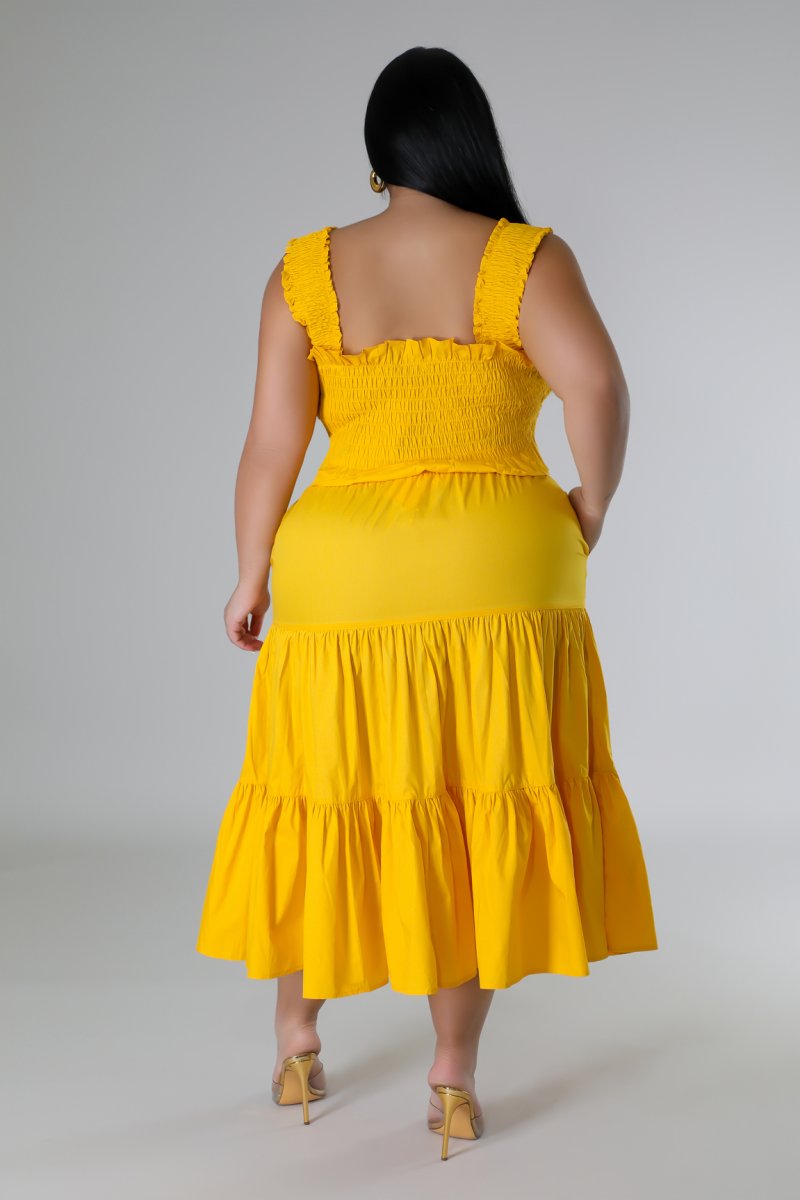 WALKING ON SUNSHINE SKIRT SET (PLUS)